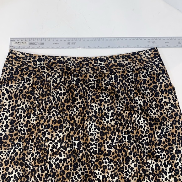 Will Smith Leopard print pencil skirt 20”, side zip, kick flap @ back EUC size 4 - Picture 6 of 15